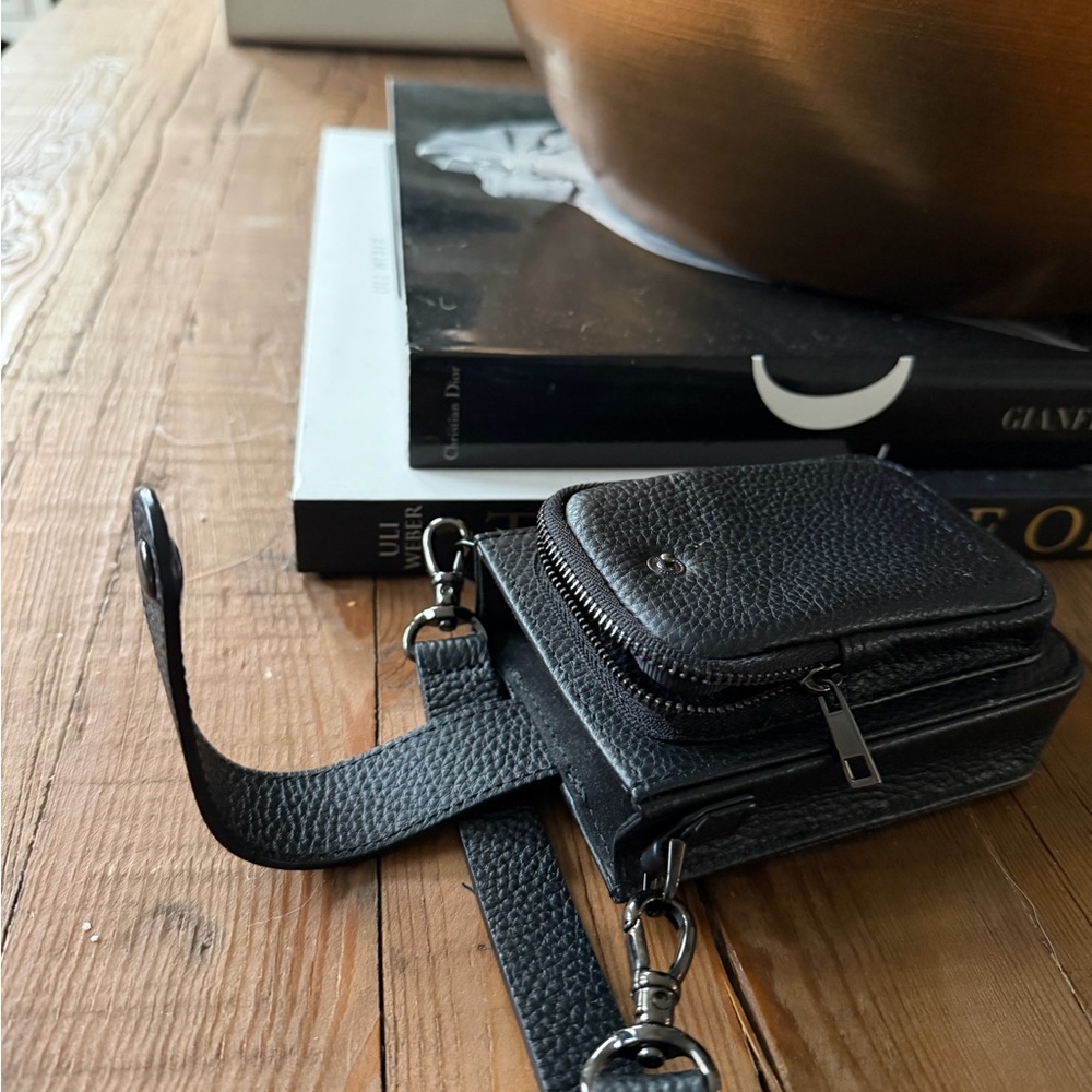 Black Leather Bandolier Hailey Holster - Picture 6 of 6